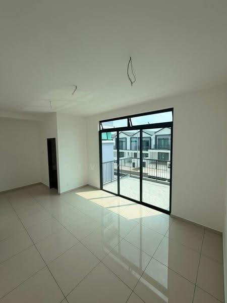 Rumah Teres 2-Tingkat untuk Dijual di Taman Austin Duta (Tebrau) - Diviya . - PropertyGuru.com.my