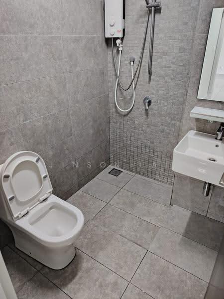 Kediaman Servis untuk Disewa di The Birch - Jinson Lai - Bathroom - PropertyGuru.com.my