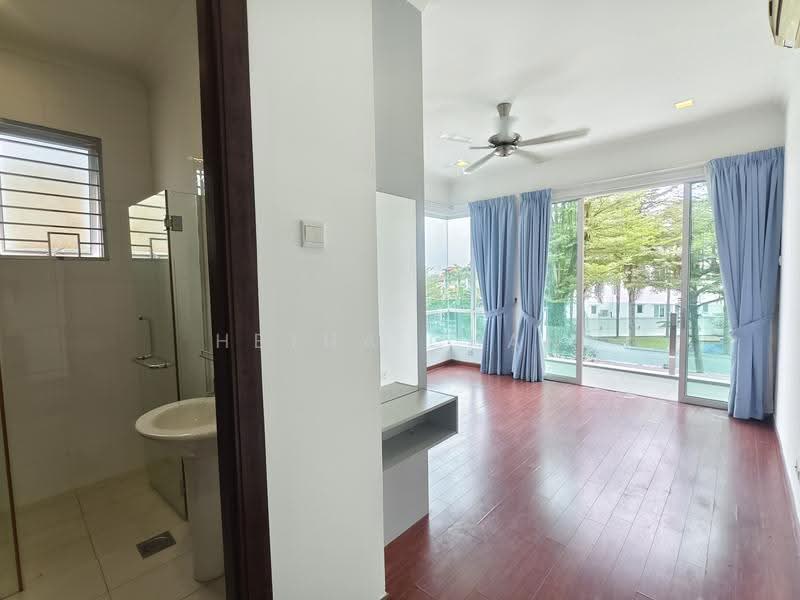Semi-Detached House for Sale in Ampang Jaya (Ampang) - Hetha Chan - Bathroom - PropertyGuru.com.my