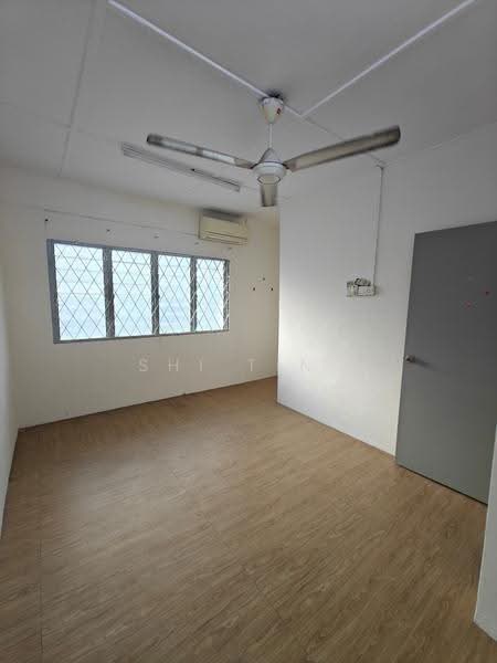 2-storey Terraced House for Sale in Taman Johor Jaya (Johor Bahru) - Shi Ting - Interior - PropertyGuru.com.my