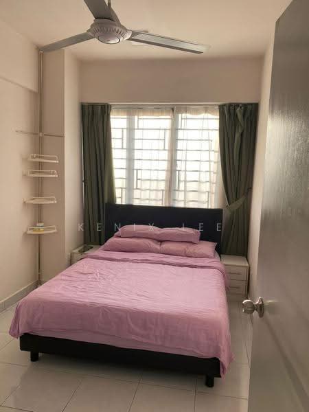 Kediaman Servis untuk Disewa di Main Place Residence - Kenix Lee - Bedroom - PropertyGuru.com.my