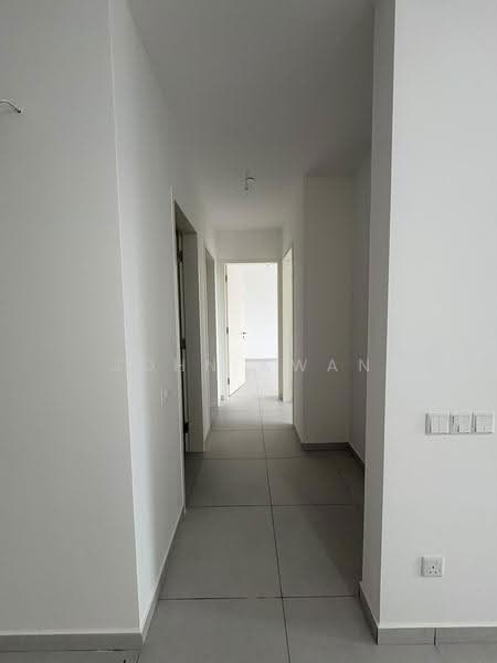 Kediaman Servis untuk Disewa di D'Terra Residences - John Kwan - Corridor - PropertyGuru.com.my