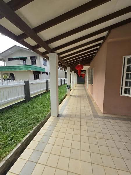 Bungalow House untuk Disewa di Kuching (Sarawak) - Alice Kon - Exterior - PropertyGuru.com.my