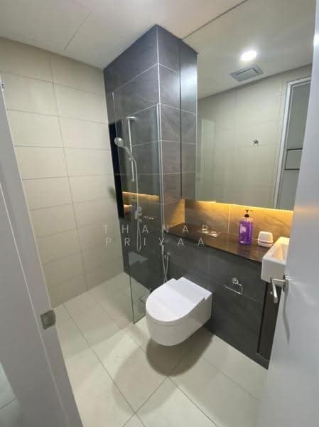 Service Residence for Rent at Lot 15 - Thanap Priyaa - Bathroom - PropertyGuru.com.my
