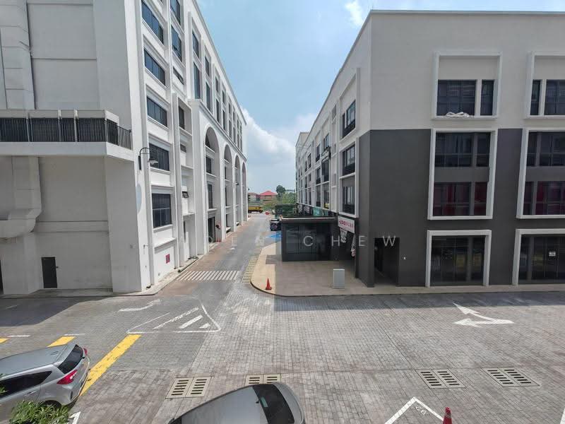Shop / Office for Rent in Seksyen U13 (Setia Alam) - Caden Chew - Exterior - PropertyGuru.com.my