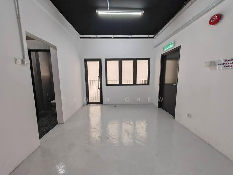 Shop / Office for Rent in Seksyen U13 (Setia Alam) - Caden Chew - Bathroom - PropertyGuru.com.my