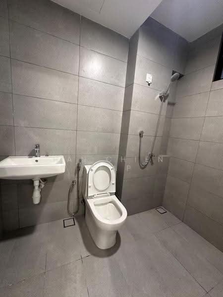 Service Residence for Rent at Vivo Executive Apartment - Han Chien Yeap - Bathroom - PropertyGuru.com.my