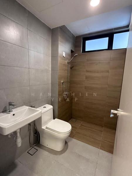Service Residence for Rent at Vivo Executive Apartment - Han Chien Yeap - Bathroom - PropertyGuru.com.my