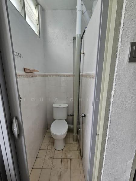 Rumah Flat untuk Dijual di Taman Terubong Indah (Majestic Heights) - Louis Chuah - Bathroom - PropertyGuru.com.my