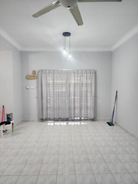 2-storey Terraced House for Rent in Taman Sukun (Bukit Mertajam) - Quinn Loh - Living Room - PropertyGuru.com.my