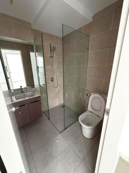 Kediaman Servis untuk Disewa di Residensi Estetik 8 (Est8) - Tabber Tan - Bathroom - PropertyGuru.com.my