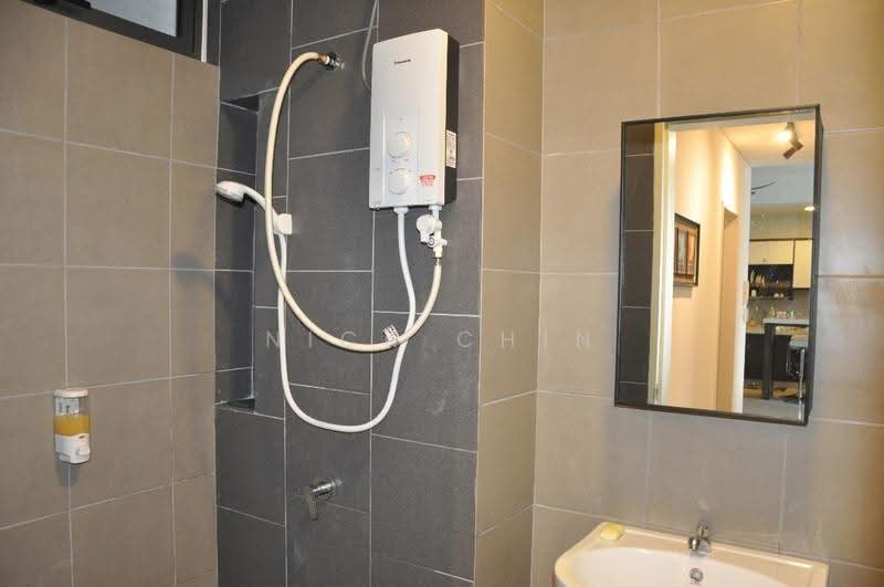 Kediaman Servis untuk Disewa di Sunway Gandaria - Nick Chin - Bathroom - PropertyGuru.com.my
