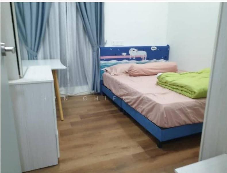 Service Residence for Sale at Suasana @ Utropolis - Han Chien Yeap - Bedroom - PropertyGuru.com.my