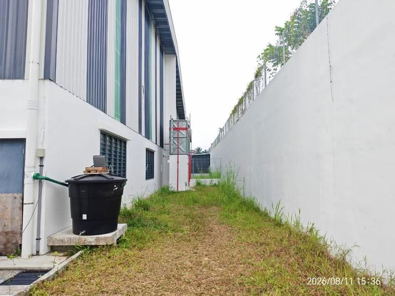 Kilang Berkembar untuk Dijual di Taman Perindustrian Cemerlang (Ulu Tiram) - Alvin Cham - PropertyGuru.com.my