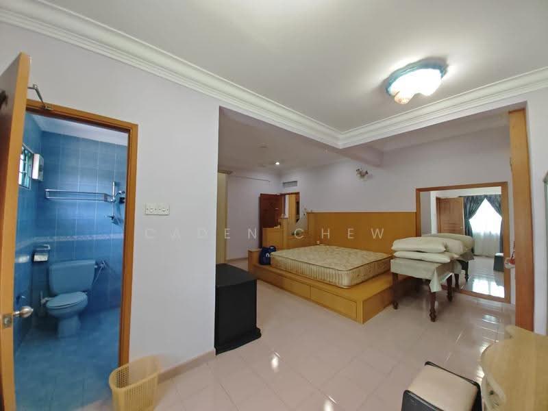 Others for Sale in Bukit Jelutong (Shah Alam) - Caden Chew - Bathroom - PropertyGuru.com.my