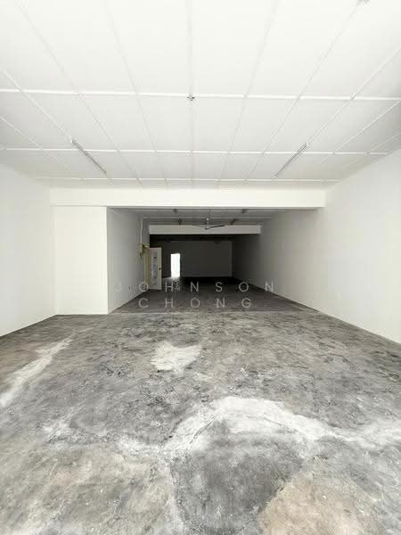 Shop for Rent in Taman Pelangi Indah (Ulu Tiram) - Johnson Chong - Interior - PropertyGuru.com.my