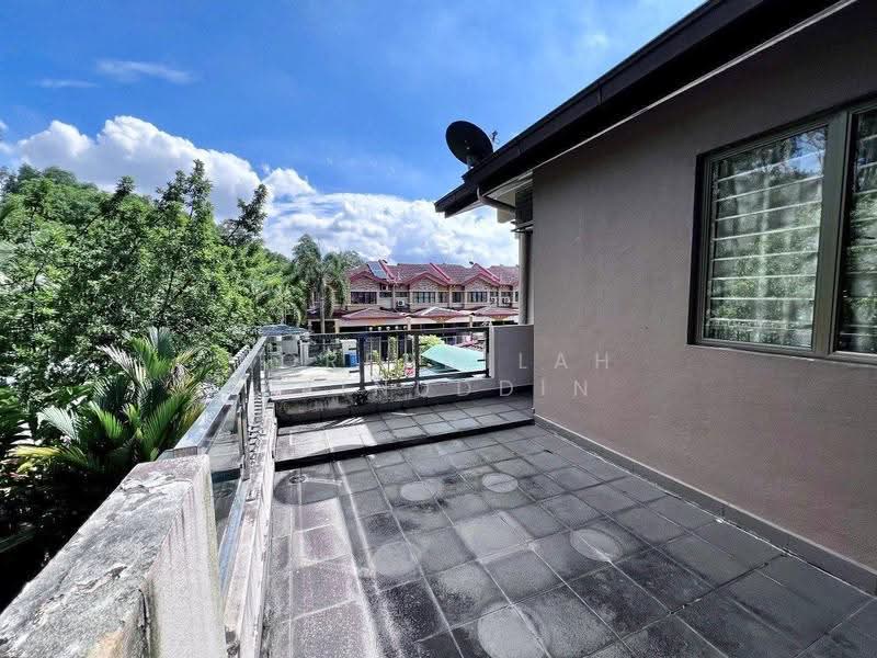 Rumah Teres untuk Dijual di Shah Alam (Selangor) - NORFADILAH ZAINUDDIN - Balcony - PropertyGuru.com.my