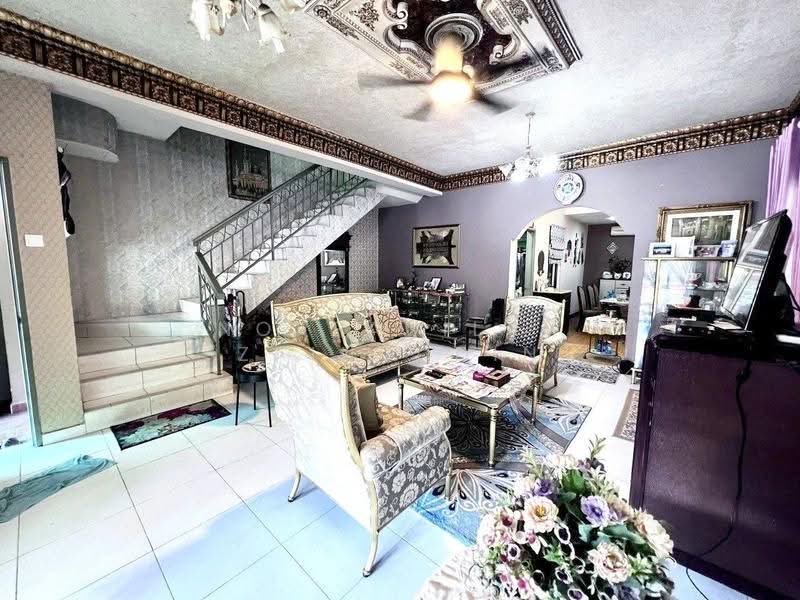 Rumah Teres untuk Dijual di Shah Alam (Selangor) - NORFADILAH ZAINUDDIN - Living Room - PropertyGuru.com.my