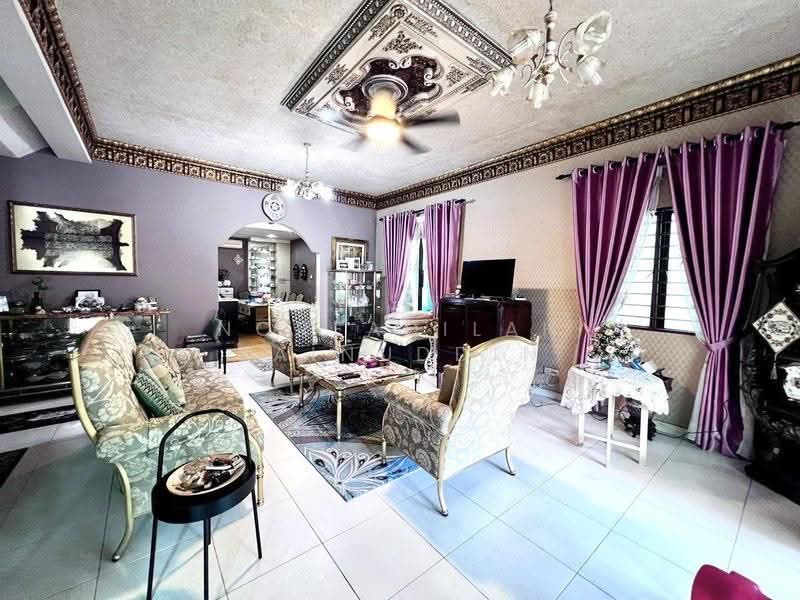 Rumah Teres untuk Dijual di Shah Alam (Selangor) - NORFADILAH ZAINUDDIN - Living Room - PropertyGuru.com.my