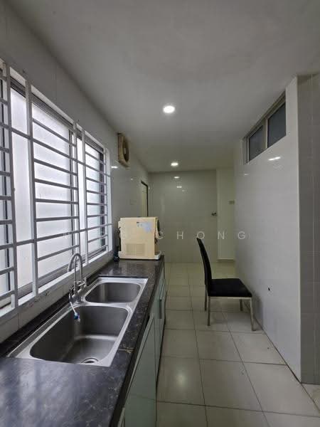 2-storey Terraced House for Sale in Bandar Tiram (Ulu Tiram) - Nico Chong - Kitchen - PropertyGuru.com.my