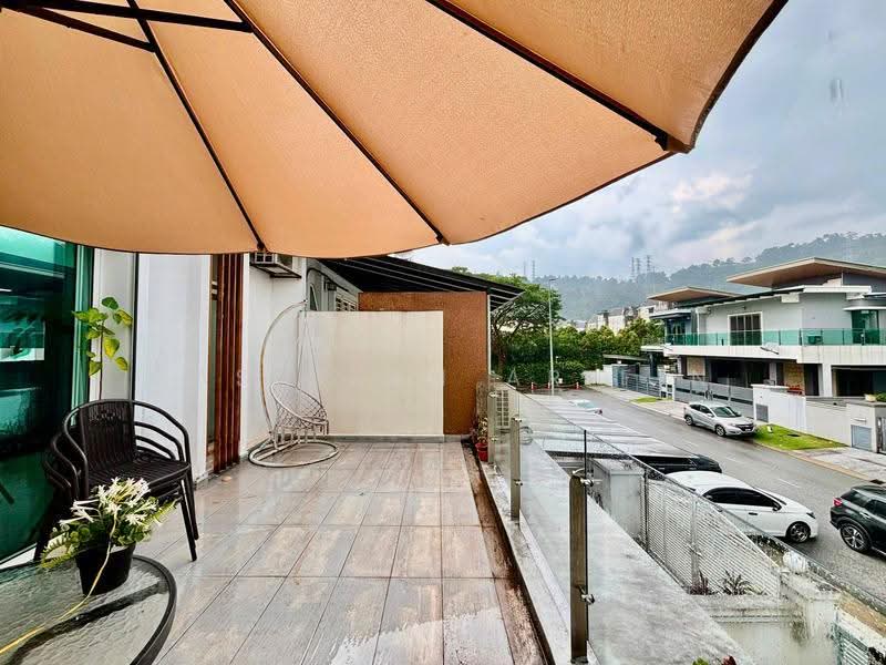 Rumah Teres 2-Tingkat untuk Dijual di Ampang Saujana (Ampang) - Masnizah Arifin - Balcony - PropertyGuru.com.my
