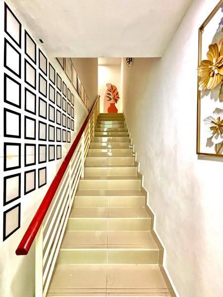 Rumah Teres 2-Tingkat untuk Dijual di Ampang Saujana (Ampang) - Masnizah Arifin - Corridor - PropertyGuru.com.my