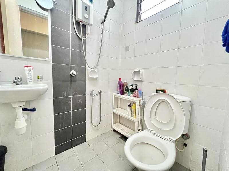 Apartment for Sale at Seri Atria Apartment - NORFADILAH ZAINUDDIN - Bathroom - PropertyGuru.com.my