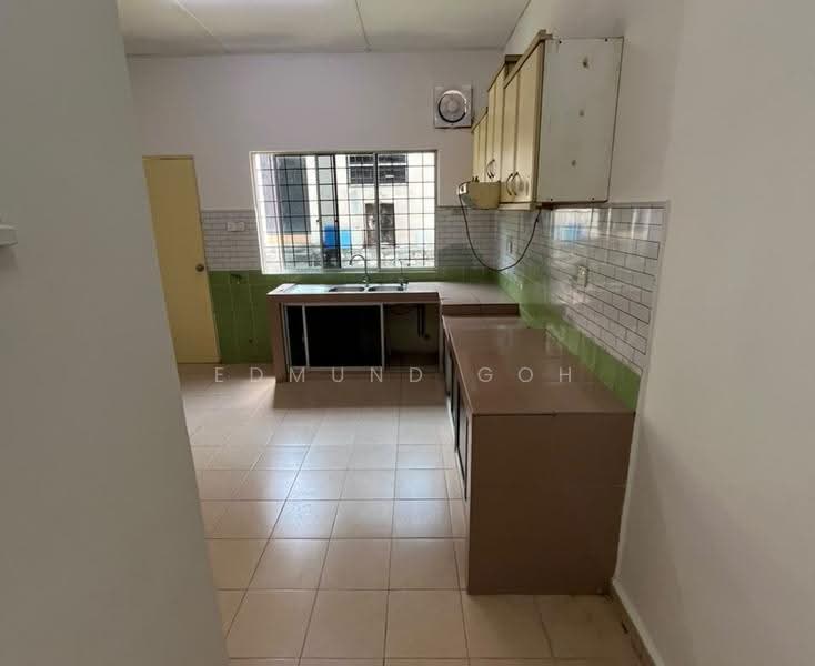 2-storey Terraced House for Rent in Usj 22 (Subang Jaya) - Edmund Goh - Kitchen - PropertyGuru.com.my
