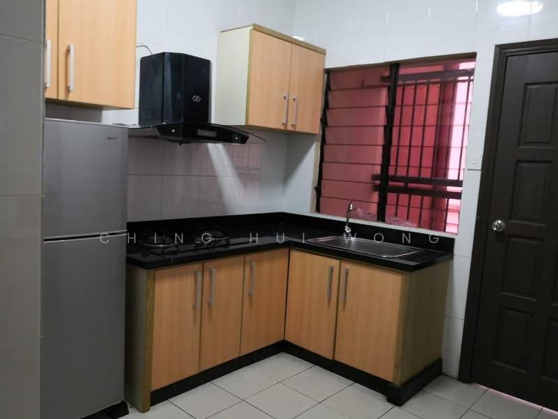 Condominium for Rent at Marina Court Resort Condominium - Ching Hui Wong - Kitchen - PropertyGuru.com.my