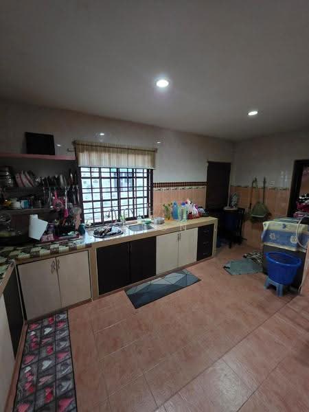 1-storey Terraced House for Sale in Taman Rinting (Masai) - Carson . - Kitchen - PropertyGuru.com.my