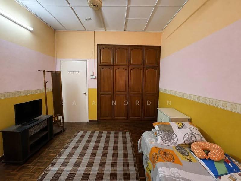 Rumah Teres 2-Tingkat untuk Dijual di Usj 9 (Subang Jaya) - Sa'a Nordin - Bedroom - PropertyGuru.com.my