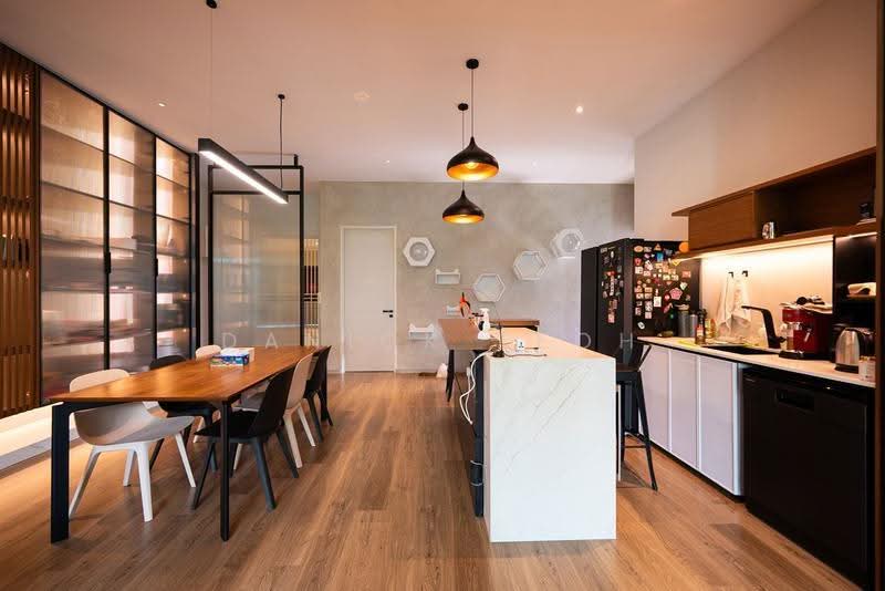 Kondominium untuk Dijual di Ferringhi Residence 2 - Danick Teoh - Kitchen - PropertyGuru.com.my