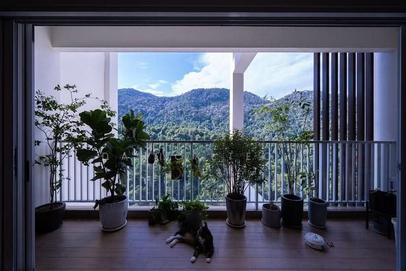 Kondominium untuk Dijual di Ferringhi Residence 2 - Danick Teoh - Balcony - PropertyGuru.com.my