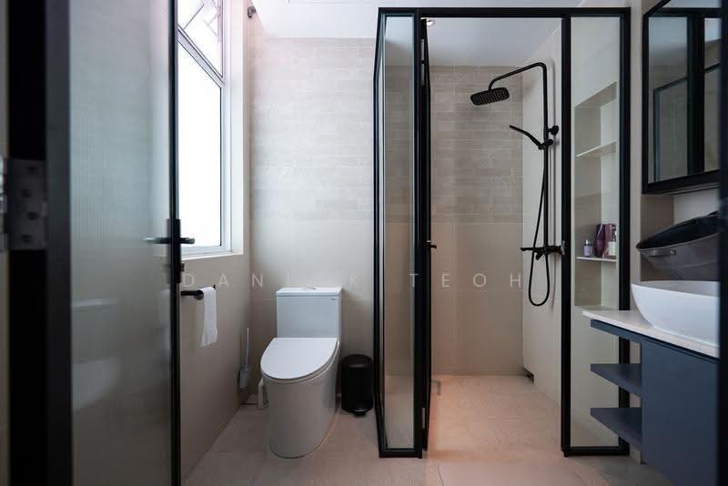 Kondominium untuk Dijual di Ferringhi Residence 2 - Danick Teoh - Bathroom - PropertyGuru.com.my