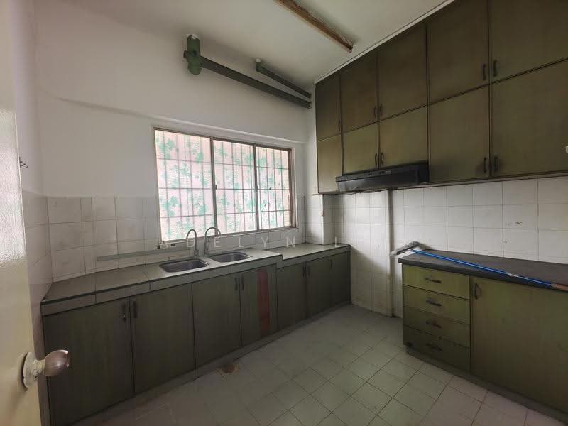 Condominium for Sale at Seri Cendekia - Adelyn Lee - Kitchen - PropertyGuru.com.my