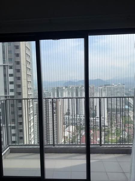Kediaman Servis untuk Disewa di M Arisa - Alice Tong - Balcony - PropertyGuru.com.my