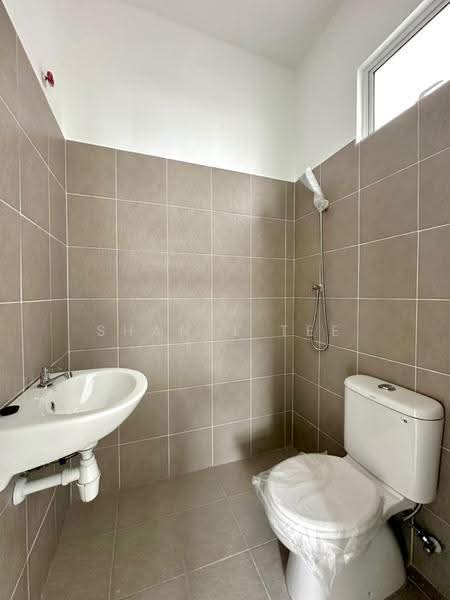 Rumah Teres 1-Tingkat untuk Dijual di Kluang (Johor) - Shanel Tee - Bathroom - PropertyGuru.com.my