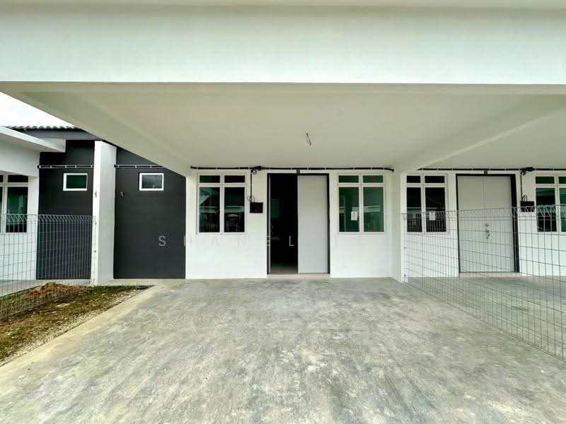 Rumah Teres 1-Tingkat untuk Dijual di Kluang (Johor) - Shanel Tee - Exterior - PropertyGuru.com.my