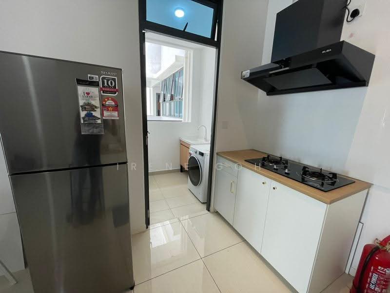 Kondominium untuk Disewa di Queens Residences Q2 @ Queens Waterfront - Irene Goh - Kitchen - PropertyGuru.com.my