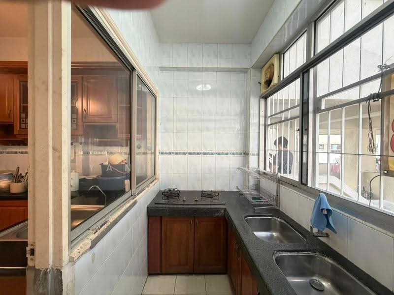Pangsapuri untuk Dijual di Seri Puri - Yanis Cheong - Kitchen - PropertyGuru.com.my