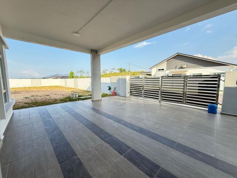 Semi-Detached House for Sale in Taman Bukit Perdana (Kluang) - Shanel Tee - Exterior - PropertyGuru.com.my