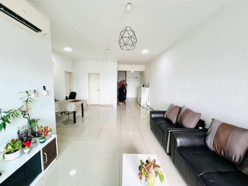 Condominium for Sale at The Holmes 2 - Masnizah Arifin - Living Room - PropertyGuru.com.my