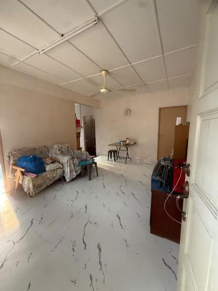 Flat for Sale at Taman Daya - Jalan Nibong 28 - Shanel Tee - Living Room - PropertyGuru.com.my