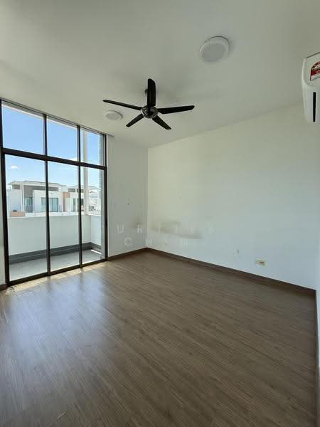 Rumah Teres 2.5-Tingkat untuk Disewa di Cyberjaya (Selangor) - CURTIES CHIN - Balcony - PropertyGuru.com.my