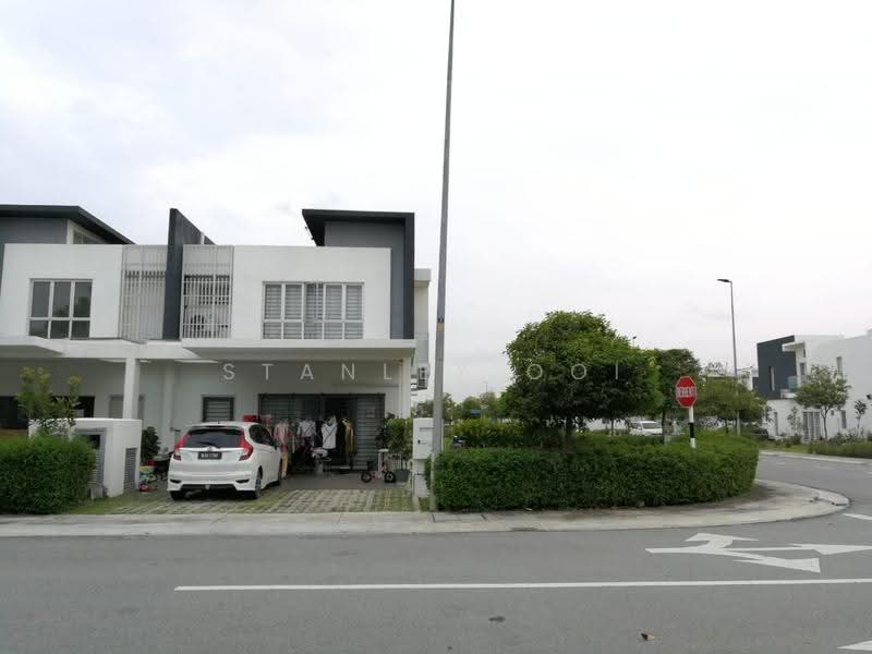 Rumah Teres 2-Tingkat untuk Disewa di Cybersouth (Dengkil) - Stanley Ooi - Exterior - PropertyGuru.com.my