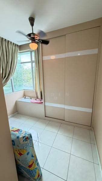 Pangsapuri untuk Disewa di Bayu Puteri 3 - Jayden Lim - Bedroom - PropertyGuru.com.my