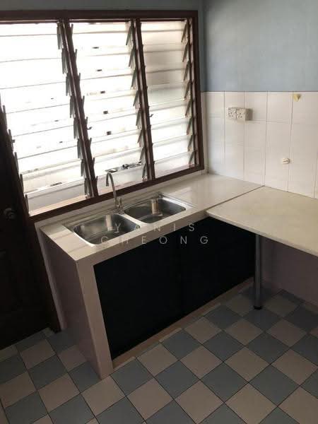 Pangsapuri untuk Dijual di Seri Puri - Yanis Cheong - Kitchen - PropertyGuru.com.my