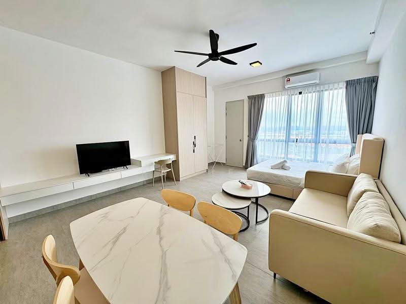 Kediaman Servis untuk Disewa di SUNSURIA FORUM SERVICED APARTMENT - Ray Lee - Living Room - PropertyGuru.com.my