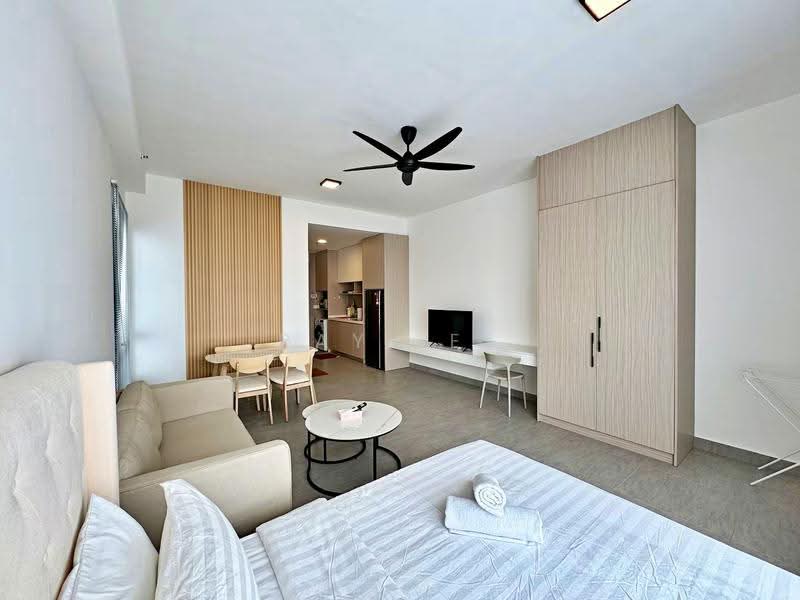 Kediaman Servis untuk Disewa di SUNSURIA FORUM SERVICED APARTMENT - Ray Lee - Living Room - PropertyGuru.com.my