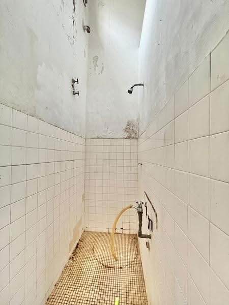 Rumah Teres 1-Tingkat untuk Dijual di Bukit Beruntung (Selangor) - Evelyn Khoo - Bathroom - PropertyGuru.com.my